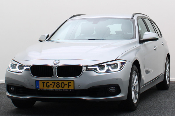BMW 3 Serie Touring 318i High Executive Automaat LED, Navigatie, Leer, Climate, Cruise, PDC, Bluetooth, Elektr. Pakket, 16''
