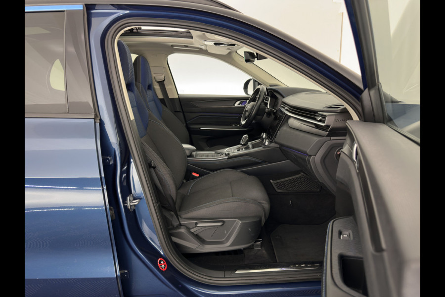 Lynk & Co 01 1.5 (Plug-In) (INCL-BTW) Aut. *PANO | FULL-LED | ADAPTIVE-CRUISE | MICROFIBRE | BLIND-SPOT | MEMORY-PACK | DIGI-COCKPIT | HEATED-SPORTSEATS | TOPVIEW | KEYLESS | DAB+ | NAVI-FULLMAP |  ECC | AMBIENT-LIGHT