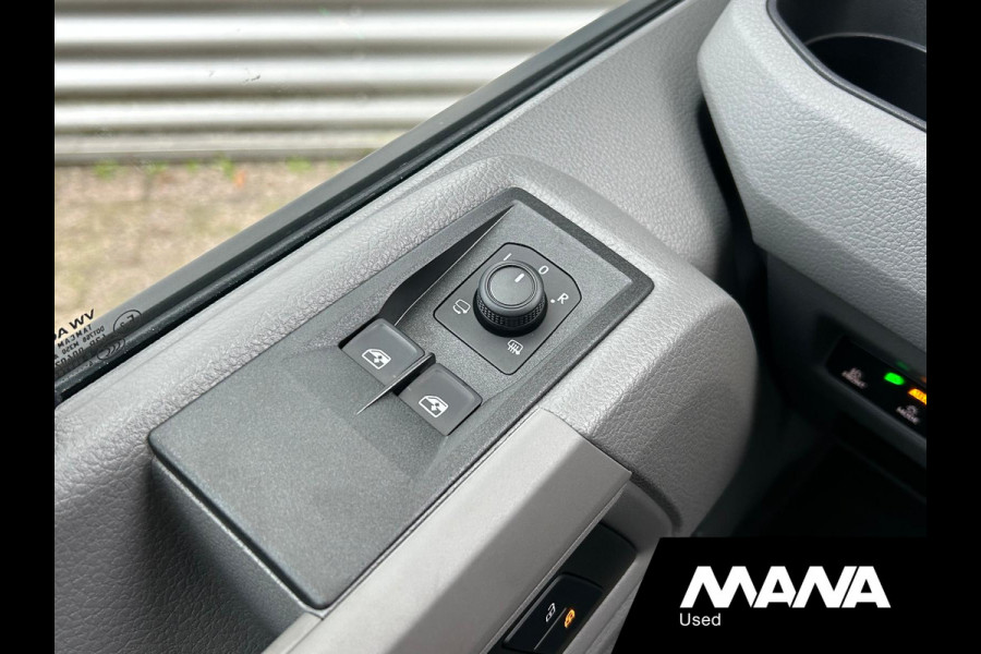 MAN TGE 3.140 L3H3 Automaat 140PK Zwart Black Lion Cruise control Carplay Camera