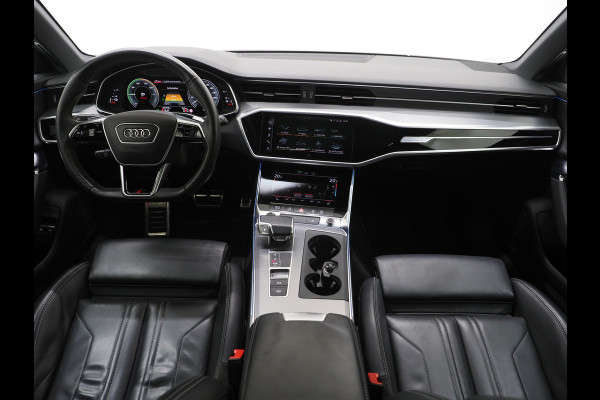 Audi A6 Avant 55 TFSI e quattro Competition Full Black | Panoramadak | B&O Audio | Camera | Keyless | Adaptive Cruise | Trekhaak | Carplay