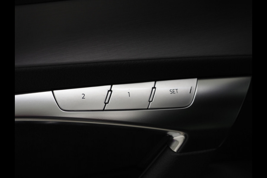 Audi A6 Avant 55 TFSI e quattro Competition Full Black | Panoramadak | B&O Audio | Camera | Keyless | Adaptive Cruise | Trekhaak | Carplay