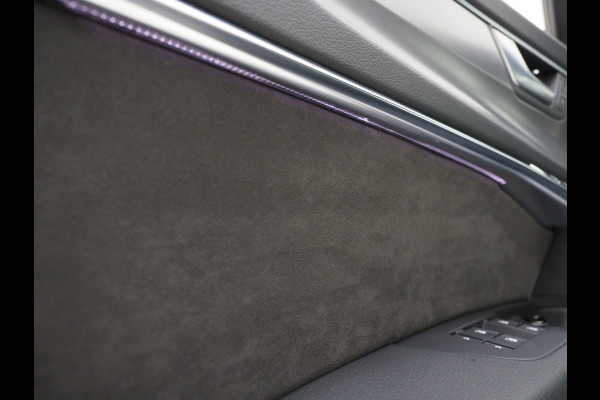 Audi A6 Avant 55 TFSI e quattro Competition Full Black | Panoramadak | B&O Audio | Camera | Keyless | Adaptive Cruise | Trekhaak | Carplay