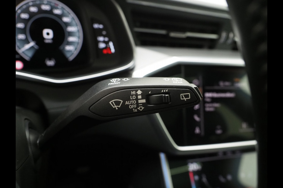 Audi A6 Avant 55 TFSI e quattro Competition Full Black | Panoramadak | B&O Audio | Camera | Keyless | Adaptive Cruise | Trekhaak | Carplay