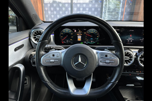 Mercedes-Benz A-Klasse 250 e Business Solution AMG Limited Panoramadak Ambient Widescreen AMG Cruise Camera
