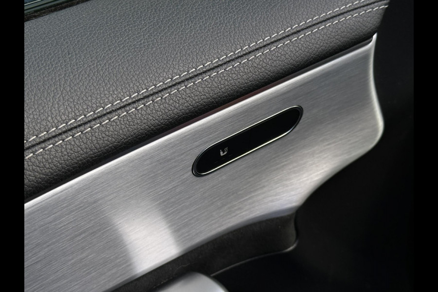 Mercedes-Benz A-Klasse 250 e Business Solution AMG Limited Panoramadak Ambient Widescreen AMG Cruise Camera