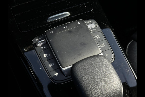 Mercedes-Benz A-Klasse 250 e Business Solution AMG Limited Panoramadak Ambient Widescreen AMG Cruise Camera