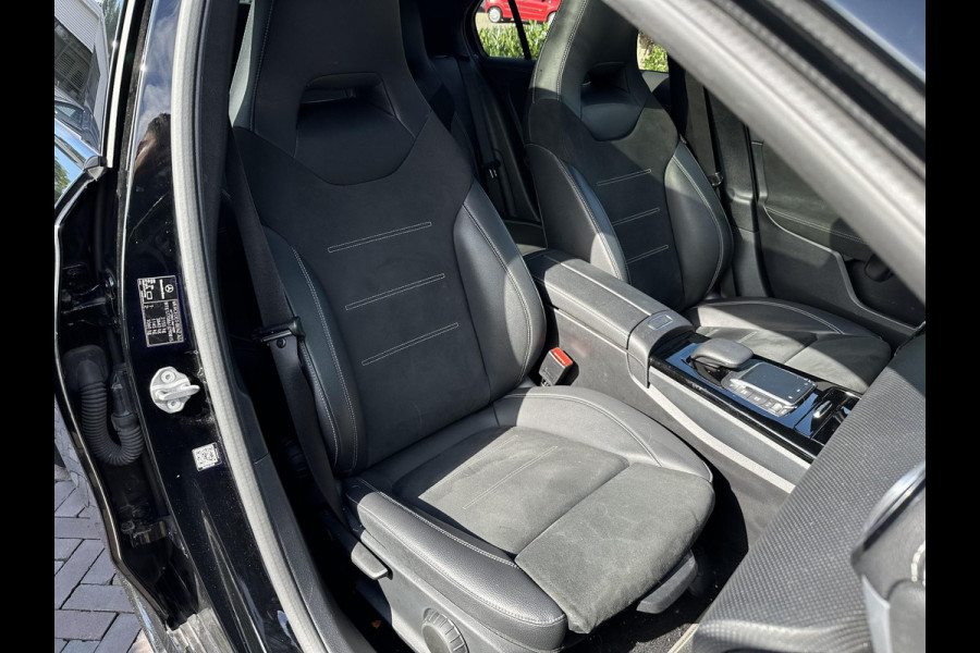 Mercedes-Benz A-Klasse 250 e Business Solution AMG Limited Panoramadak Ambient Widescreen AMG Cruise Camera