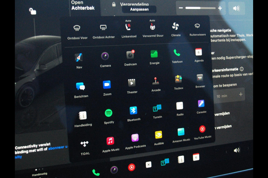 Tesla Model Y Performance AWD 75 kWh | Dual Motor Performance | Black Optic pakket | Trekhaak | Panoramaraam |  NL-Auto