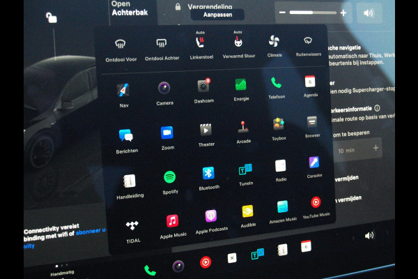 Tesla Model Y Performance AWD 75 kWh | Dual Motor Performance | Black Optic pakket | Trekhaak | Panoramaraam |  NL-Auto