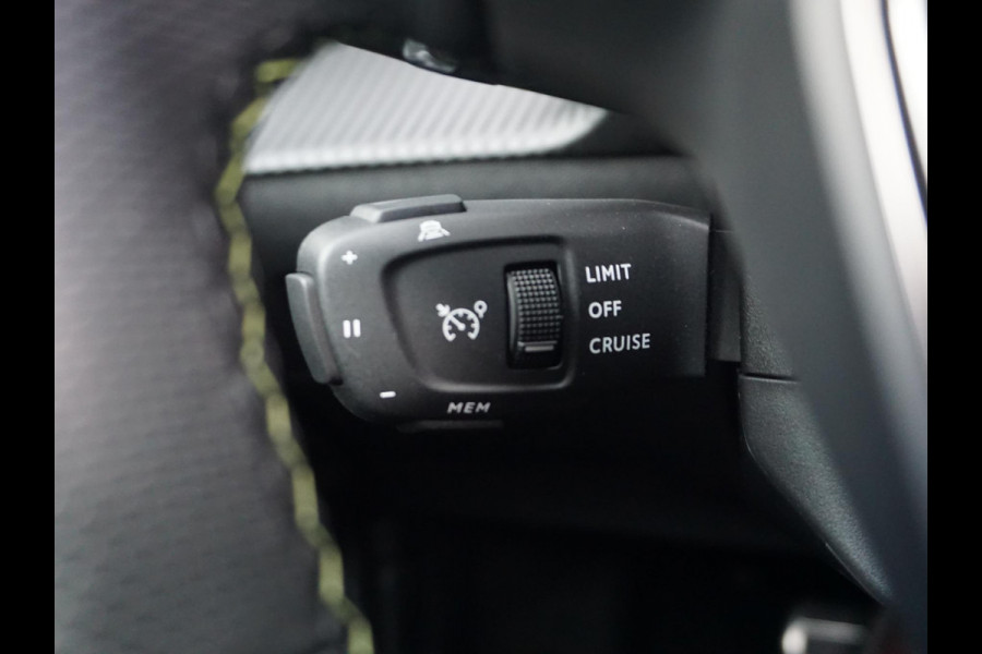 Peugeot 2008 1.2 PureTech 130 GT Panoramadak / Leder Alcantara