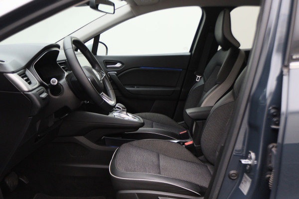 Renault Captur 1.6 E-Tech Plug-in Hybrid 160 Intens Two-Tone, Virtual Cockpit, Apple Carplay, Camera, Cruise, LED, DAB, 18''