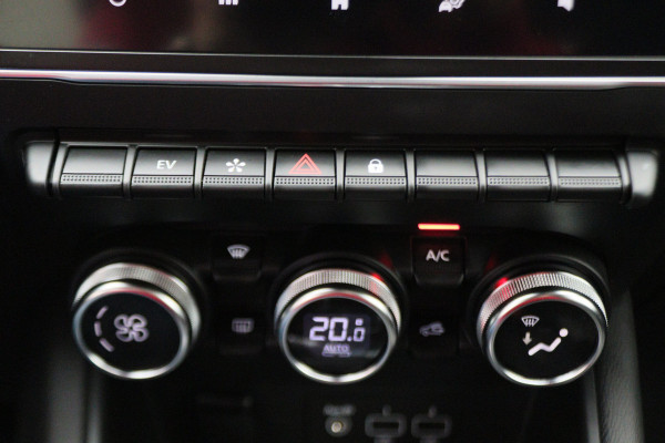 Renault Captur 1.6 E-Tech Plug-in Hybrid 160 Intens Two-Tone, Virtual Cockpit, Apple Carplay, Camera, Cruise, LED, DAB, 18''