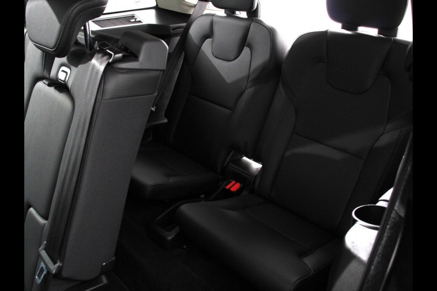 Volvo XC90 2.0 T8 Recharge AWD Inscription Expression 7p | Leder | Navigatie | Camera | Climate Control | Extra Getint Glas | Lichtmetalen Velgen | Electrisch te openen achterklep