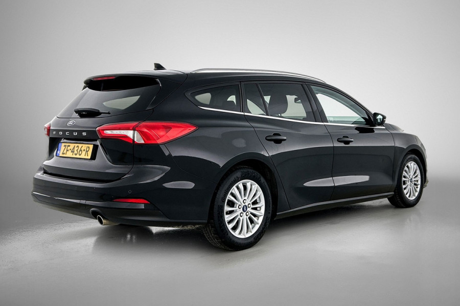 Ford FOCUS Wagon 1.0 EcoBoost Titanium Business(NL-auto, Goed OnderH, Navi, StoelV, Parkeersensoren, Cruise Con, Etc)