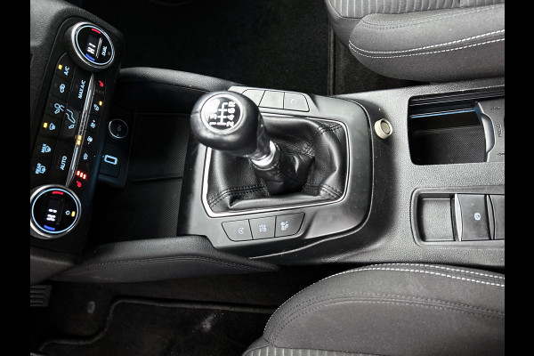 Ford FOCUS Wagon 1.0 EcoBoost Titanium Business(NL-auto, Goed OnderH, Navi, StoelV, Parkeersensoren, Cruise Con, Etc)