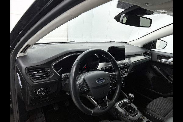 Ford FOCUS Wagon 1.0 EcoBoost Titanium Business(NL-auto, Goed OnderH, Navi, StoelV, Parkeersensoren, Cruise Con, Etc)