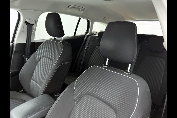 Ford FOCUS Wagon 1.0 EcoBoost Titanium Business(NL-auto, Goed OnderH, Navi, StoelV, Parkeersensoren, Cruise Con, Etc)