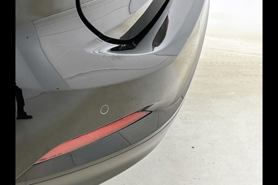 Ford FOCUS Wagon 1.0 EcoBoost Titanium Business(NL-auto, Goed OnderH, Navi, StoelV, Parkeersensoren, Cruise Con, Etc)