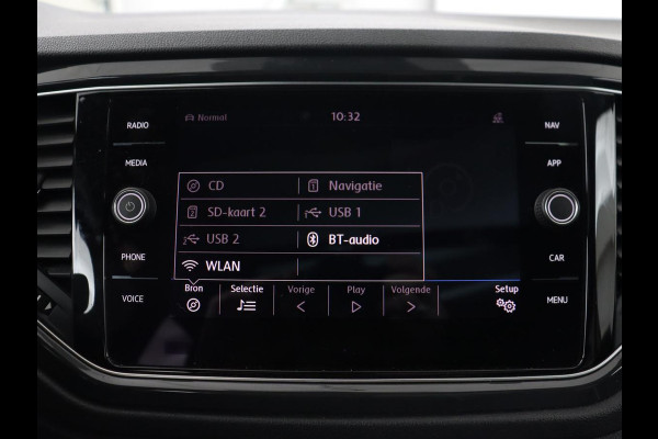 Volkswagen T-Roc 1.5 TSI Sport | 1e eigenaar | Panoramadak | Stoelverwarming | Camera | Carplay | Adaptive cruise | Navigatie | Full LED | Virtual Cockpit | Getint glas | Climate control