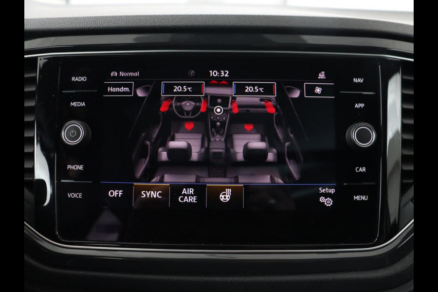 Volkswagen T-Roc 1.5 TSI Sport | 1e eigenaar | Panoramadak | Stoelverwarming | Camera | Carplay | Adaptive cruise | Navigatie | Full LED | Virtual Cockpit | Getint glas | Climate control