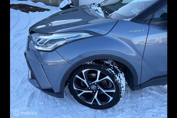 Toyota C-HR 1.8 Hybrid Dynamic FM nav carplay / Clima / Stoelverw. / 18" / 56.860 km!! 1e eig!! Keyless