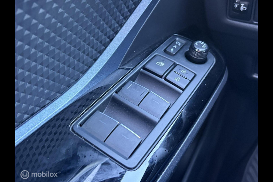 Toyota C-HR 1.8 Hybrid Dynamic FM nav carplay / Clima / Stoelverw. / 18" / 56.860 km!! 1e eig!! Keyless