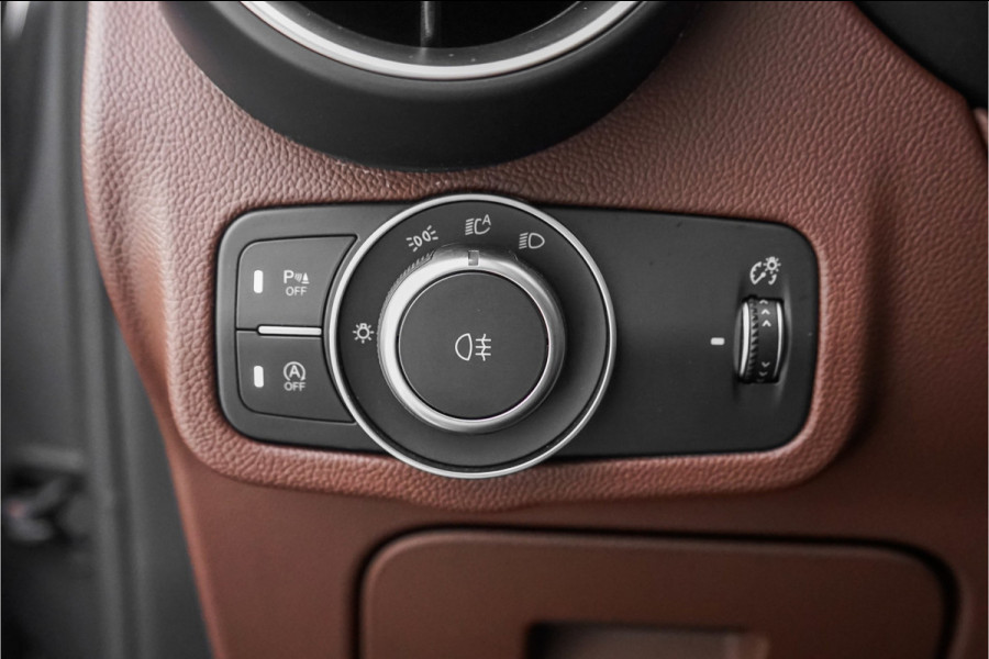 Alfa Romeo Stelvio 2.0 T AWD Super 280PK Leder Pano Camera 20" Q Velgen