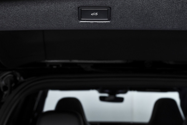 Volkswagen Tayron 1.5 eHybrid 272 PK R-Line Edition | Black Style Pakket | S/K-Panodak | Elek. Trekhaak | IQ. Light | Dig. Cockpit | Adapt. Cruise | Stoel-+Stuurverw. | 360 Camera | NAV+App. Connect | ECC | Elek. Klep | LM 20" | 0080