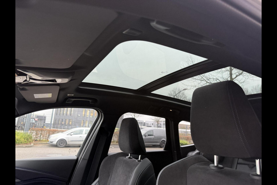 BMW X1 xDrive25e M SPORT TREKHAAK PANO