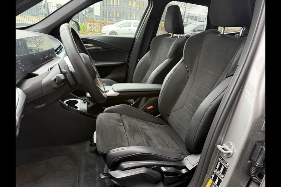 BMW X1 xDrive25e M SPORT TREKHAAK PANO