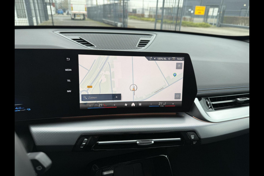 BMW X1 xDrive25e M SPORT TREKHAAK PANO