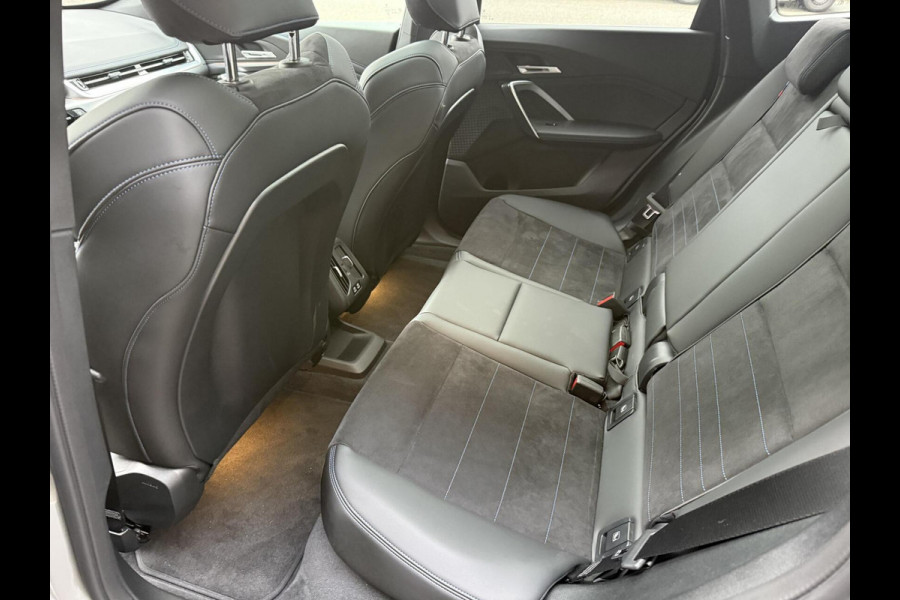 BMW X1 xDrive25e M SPORT TREKHAAK PANO