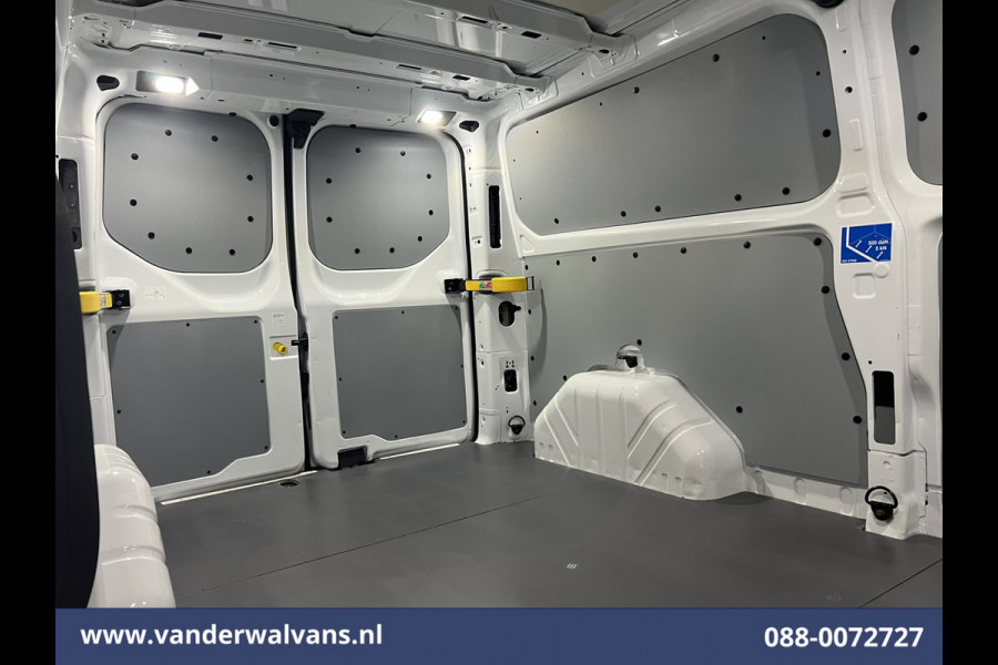 Ford Transit Custom 2.0 TDCI L2H1 Euro6 Airco | Camera | LED | Cruisecontrol | Parkeersensoren Verwarmde voorruit, Bijrijdersbank, 2800kg trekvermogen