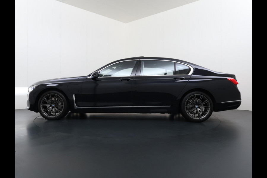 BMW 7 Serie 745Le xDrive High Executive MEGA VOL | INDIVIDUAL | BOWERS&WILKINS | LASER | DRIVING ASS. PROFF. | REAR SEAT ENTERTAINMENT| STOELVENTILATIE ACHTER| PANO|