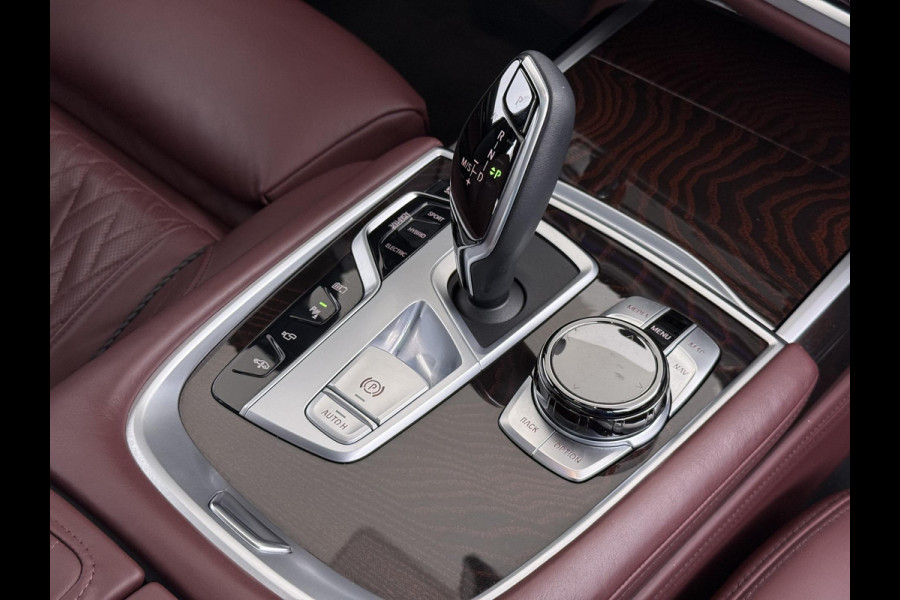 BMW 7 Serie 745Le xDrive High Executive MEGA VOL | INDIVIDUAL | BOWERS&WILKINS | LASER | DRIVING ASS. PROFF. | REAR SEAT ENTERTAINMENT| STOELVENTILATIE ACHTER| PANO|