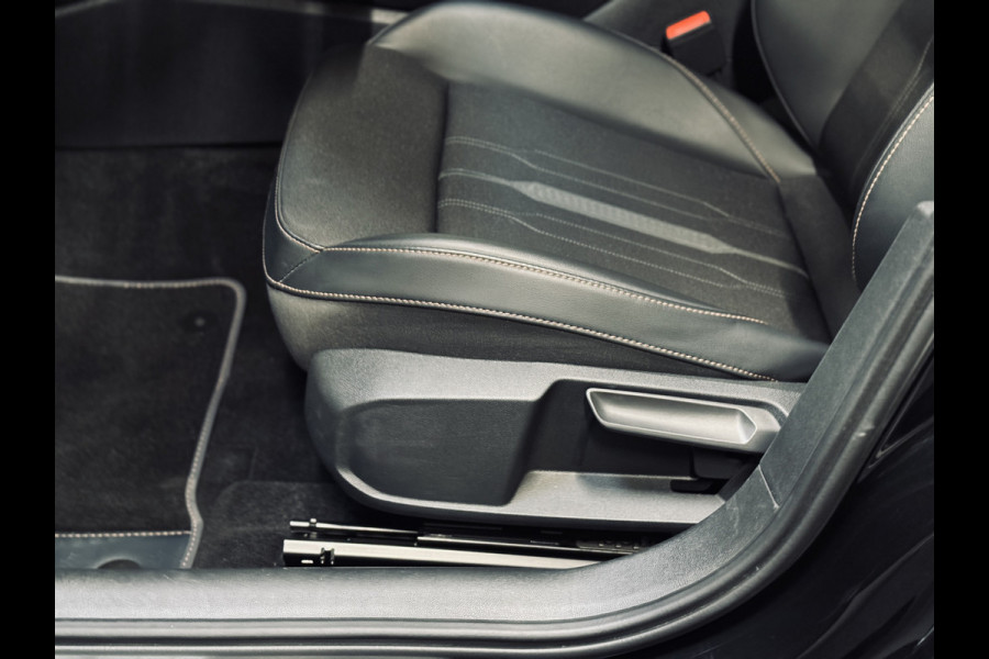 CUPRA Leon Sportstourer 1.4 e-Hybrid Business | Adapt.Cruise | Stuurverw. | Trekhaak