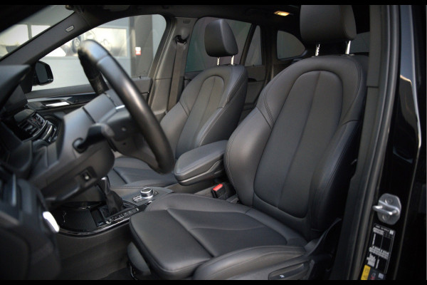 BMW X1 xDrive25e Business Ed. Plus M Sport | Adaptive Cruise Control | Vol Leder | Keyless | Camera | Stuurverwarming | Stoelverwarming | Shadow line | DAB | HIFI | Automaat | PDC | Navigatie |