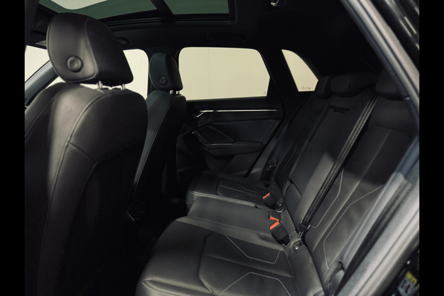 Audi Q3 35 TFSI S edition 2x S-Line | Panorama | Leder | Camera