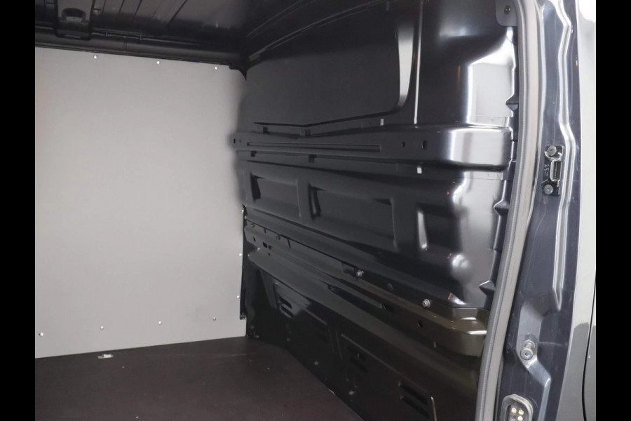Renault Trafic 2.0 Blue dC1 150 EDC T30 L2H1 Advance inclusief laadruimte betimmering