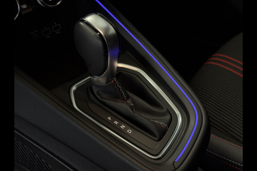 Renault Clio 1.3 TCe 130pk R.S. Line | Groot Navi | 17" | Camera | PDC V+A | Carplay | Led |