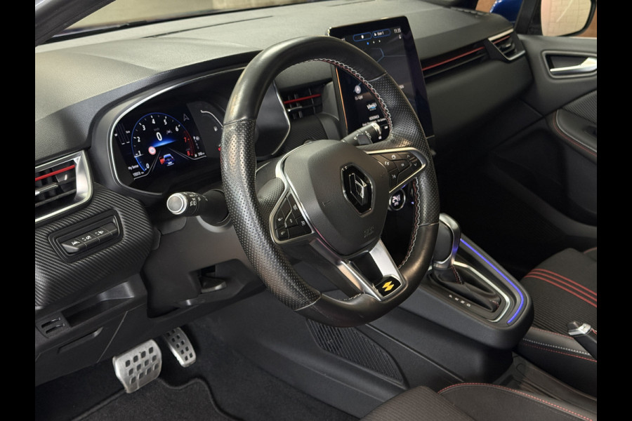 Renault Clio 1.3 TCe 130pk R.S. Line | Groot Navi | 17" | Camera | PDC V+A | Carplay | Led |