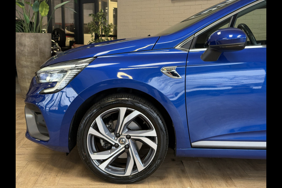Renault Clio 1.3 TCe 130pk R.S. Line | Groot Navi | 17" | Camera | PDC V+A | Carplay | Led |
