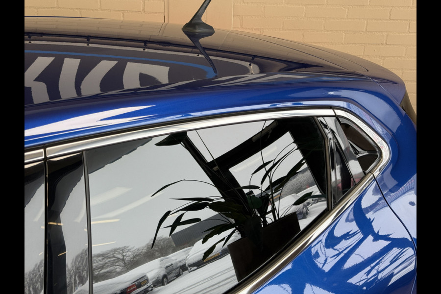 Renault Clio 1.3 TCe 130pk R.S. Line | Groot Navi | 17" | Camera | PDC V+A | Carplay | Led |