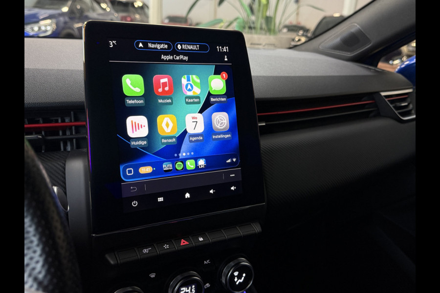 Renault Clio 1.3 TCe 130pk R.S. Line | Groot Navi | 17" | Camera | PDC V+A | Carplay | Led |