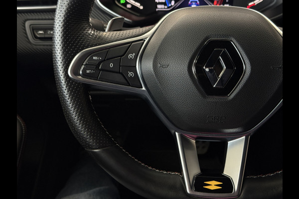 Renault Clio 1.3 TCe 130pk R.S. Line | Groot Navi | 17" | Camera | PDC V+A | Carplay | Led |