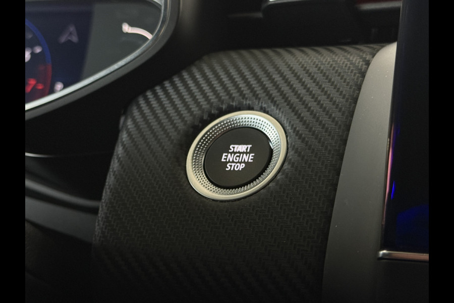 Renault Clio 1.3 TCe 130pk R.S. Line | Groot Navi | 17" | Camera | PDC V+A | Carplay | Led |