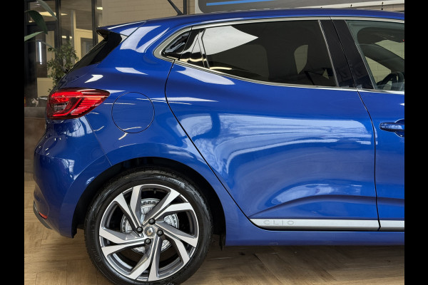 Renault Clio 1.3 TCe 130pk R.S. Line | Groot Navi | 17" | Camera | PDC V+A | Carplay | Led |