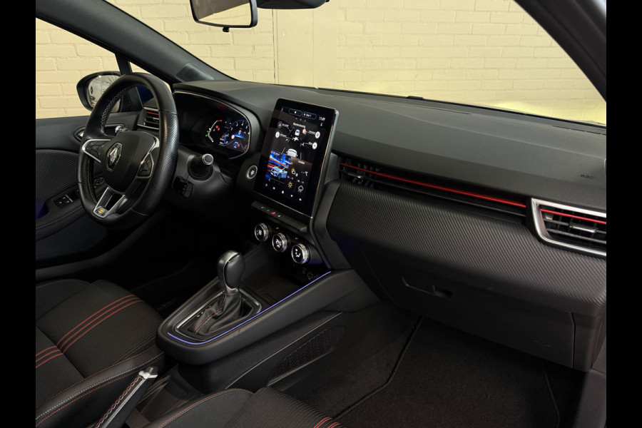 Renault Clio 1.3 TCe 130pk R.S. Line | Groot Navi | 17" | Camera | PDC V+A | Carplay | Led |
