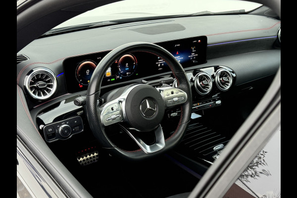 Mercedes-Benz CLA-Klasse Shooting Brake 250 e Business Solution AMG | Pano | Trekhaak | Memory | Camera | ACC | LED