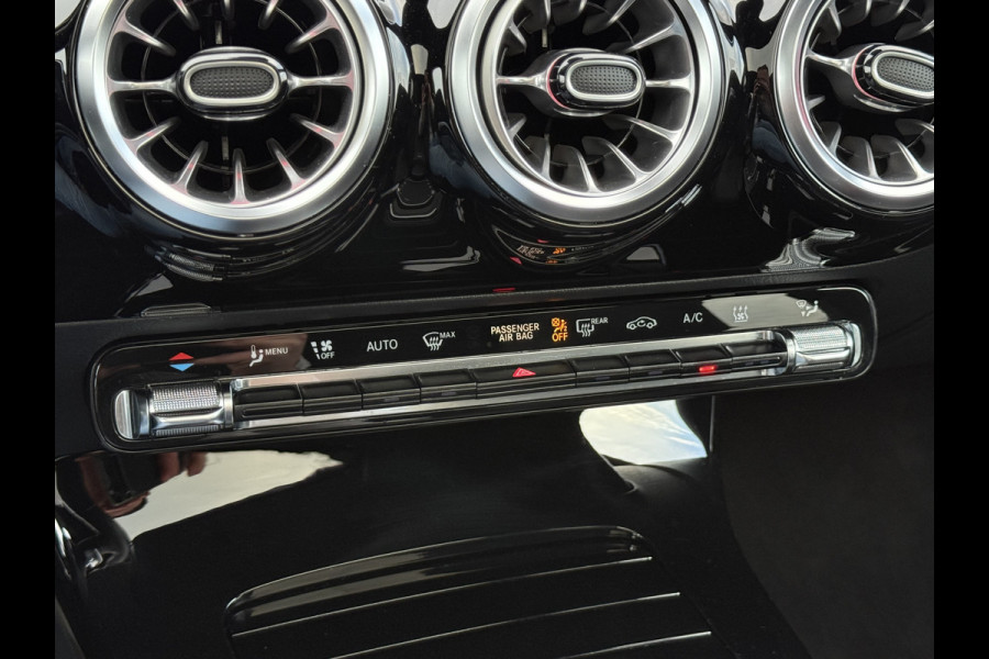 Mercedes-Benz CLA-Klasse Shooting Brake 250 e Business Solution AMG | Pano | Trekhaak | Memory | Camera | ACC | LED
